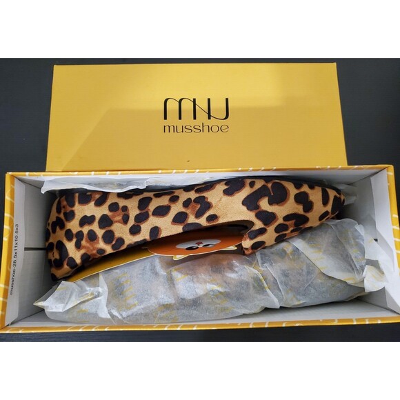 Musshoe Women's Leopard Print Round Toe Loafers Flats Memory Foam Size 6 - NEW - Picture 2 of 8